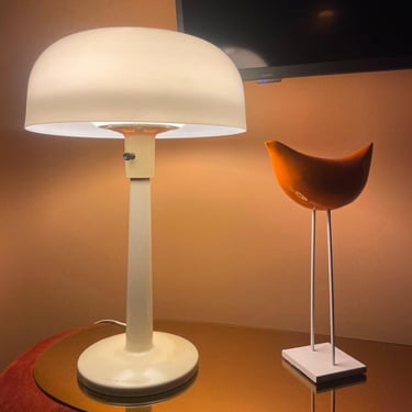 Lightolier Vintage 1970s White Mushroom Table Lamp 