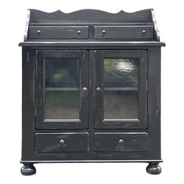 Broyhill Attic Heirlooms Dining Chest in Black 