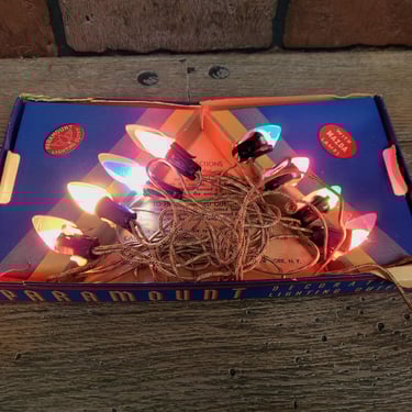 Set of 8 Royal Tested working C6 Vintage Christmas Light Bulbs and Strand with Box 