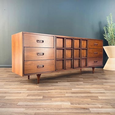 Mid-Century Modern 9-Drawer Dresser by American of Martinsville’s, c.1960’s 