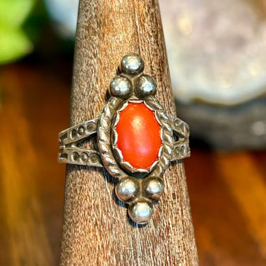 Sterling Silver Coral Ring Bezel Set Stone Vintage Native American Jewelry Retro Gift 