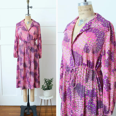 vintage 1960s ~ 1970s nylon house dress • psychedelic pink & purple tie waist nightgown 