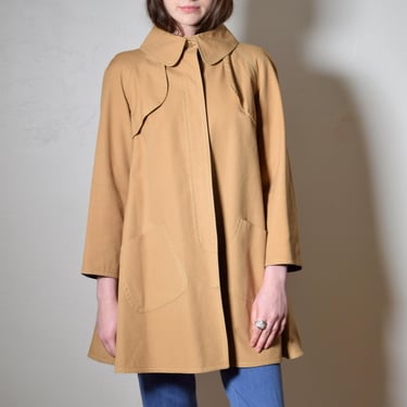 Vintage 1970s Neutral Camel MINIMALIST Button Down MOD Chic Draped Swing Rain Trench Coat Jacket S/M 