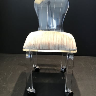 Lil’ Acrylic Chair (Seattle)