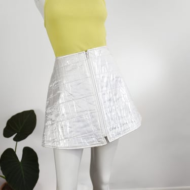 Y2K Shimmery Quilted PVC Mini Skirt - L 