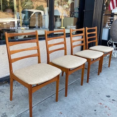 No Nonsense | Set of Four 1980s Teak Dining Chairs from Denmark 