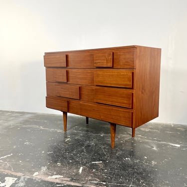 Dresser in the Style of Gio Ponti