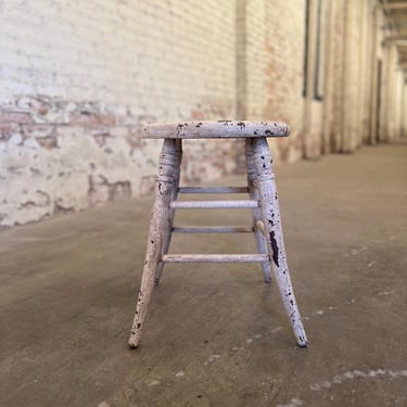 Primitive Wood Stool Rustic Farmhouse Seating 