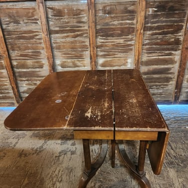 Vintage Drop Leaf Table 57.25 x 42 x 29.25