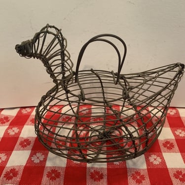 Vintage Primitive Wire Chicken Egg Basket Farmhouse Americana Decor 