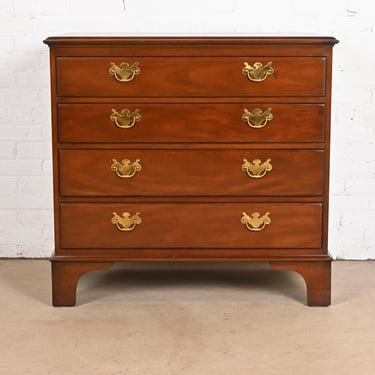 Kittinger Chippendale Colonial Williamsburg Mahogany Four-Drawer Bachelor Chest