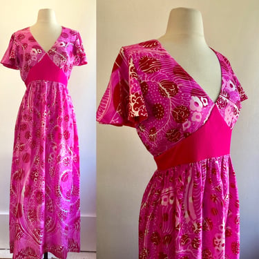 Vintage 60s HOT PINK Hawaiian Maxi Dress / Paisley + JELLYFISH Print / Flutter Sleeves + Corset Waist / Andrade 