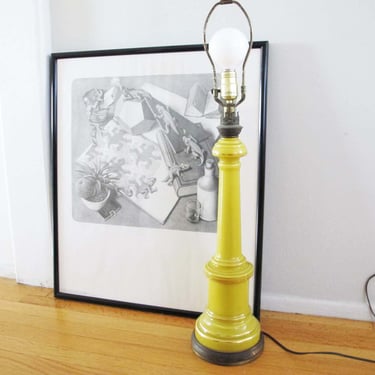 Mid Century Yellow Glass Tall Table Lamp - Vintage 60s Slim Living Room Lamp Brass Gold Detail 