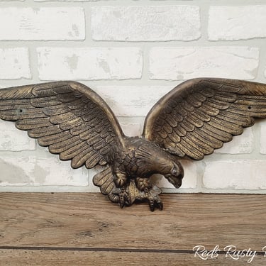 Vintage Gold/Brass Eagle Wall Plaque 