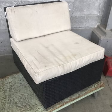 Patio Chair w/ Cushions (Seattle)