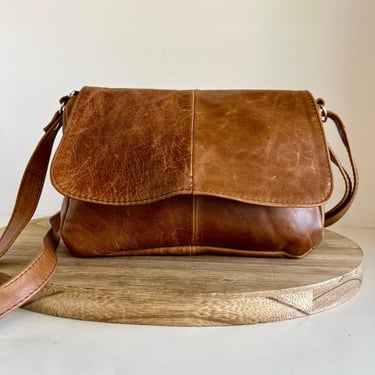 Vintage 90s Tan Distressed Genuine Leather Small Crossbody Bag Made in Mexico 