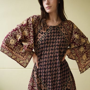 1970's Boho Dress / Angel Kerchief Sleeves Batik Printed Indian Cotton / Festival / Indian Cotton Summer Dress 