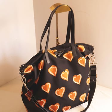 Vintage PRADA Black Nylon Tessuto Stampato Saffiano Heart Print 2 Way Tote Bag Graffiti Crossbody Y2K 
