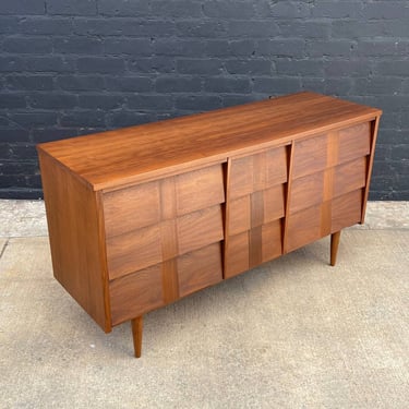 Mid-Century Modern Walnut 9-Drawer Dresser, c.1960’s 