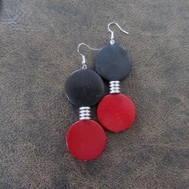 Mid century bold wooden earrings, black and red 