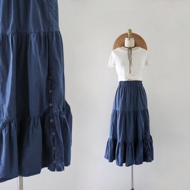 tiered button skirt - l/xl 