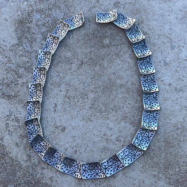 Itay Noy ~ Vintage Curved Flora Link Unique Choker Necklace - 15 Inch 