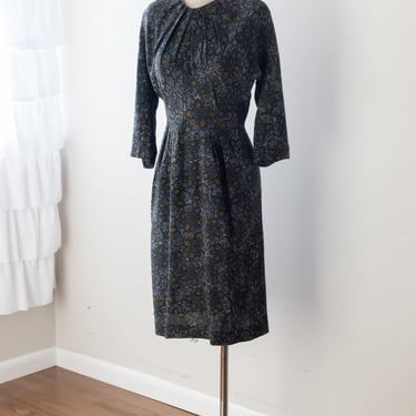 Size S/M, 1950s Patterned Bark Cloth Secretary Dress 
