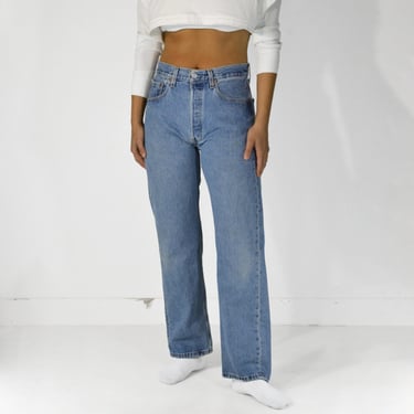 Vintage Levi's 501 Jeans 29” Waist | Straight Leg 100% Cotton Denim | 2000s Made in USA | Tag W32 x L30 