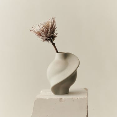 VASE PIROUT 01 ÉCRU