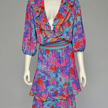 vintage 1980s Diane Susan Freis floral pleated dress w/ v neckline M/L 