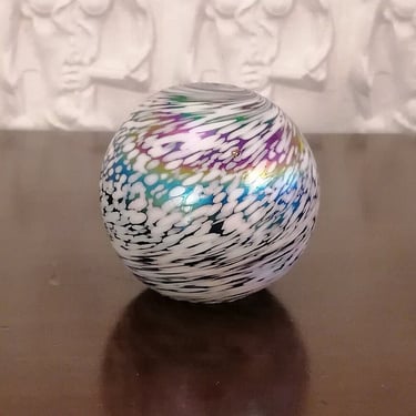 Paperweight / iridescent /art Glass / spiral/ 80's / vintage / 