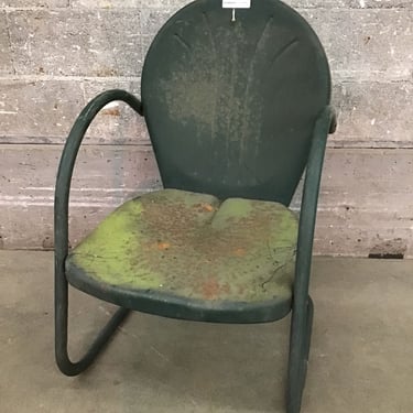 Grandpa-Grade Metal Patio Chair (Seattle)