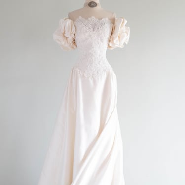 Stunning 1980's Princess Bride Silk Wedding Gown With OTS Puff Sleeves / M