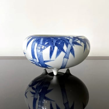 Fine Japanese Glazed Ceramic Bowl by Makuzu Kozan
