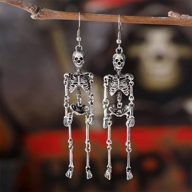 CREATIVE HALLOWEEN HUMAN SKULL VINTAGE EARRINGS_CWAJE1978