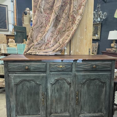 1800-1820s Louis XV Black/Gray Stained French Oak Sideboard 