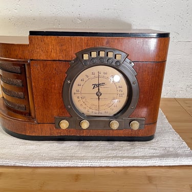 1939 Zenith AM/Shortwave Radio 6J322, Elec Restored 