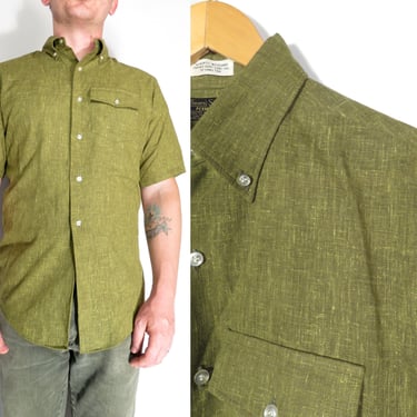 Vintage 60s/70s Avocado Green Faux Linen Short Sleeve Button Down Made In USA Size S 