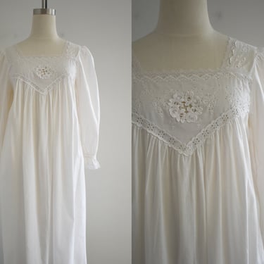 1980s White Cotton Night Gown 