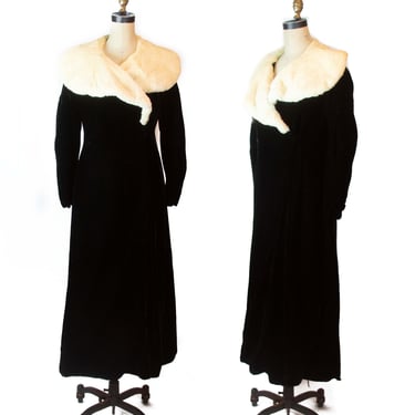 1930s Coat ~ Black Velvet Opera Coat with White Ermine Fur Collar 