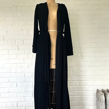 1970's Witchy Black Chenille Robe 