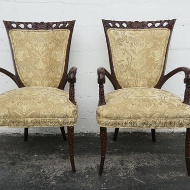 Duncan Phyfe Hand Carved Pair of Side Living Bed Room Den Fireplace Chairs 2329
