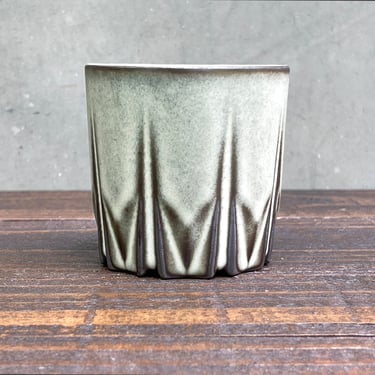 Black Porcelain Ceramic "Arrow" Cup  -  Matte "Owl" 