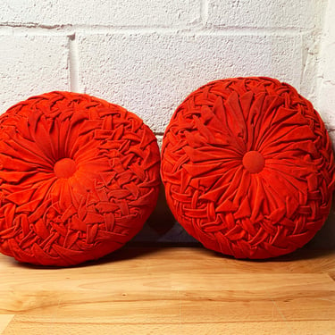 Vintage Pair of Orange Pillows Round Accent Circle Pillow Ruched Pleated Corduroy Bohemian Mid Century Comfy Pouf Throw Sofa Couch 1960s 