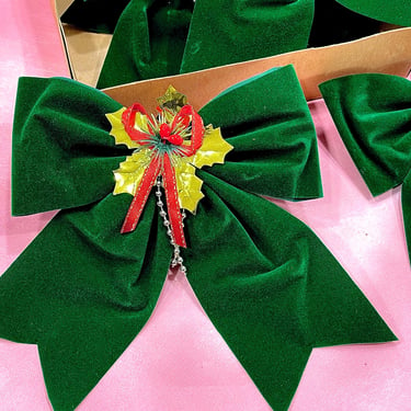 VINTAGE: 5pc -  1990s Large Green Bows - Kitsch - Deadstock - Flower Pick - Millinery - Crafts - Gift Wrapping - Holiday Decor 