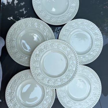 Rare Set of 6 Vintage Cream/ Ivory Wedgewood Embossed Wellesley & Barlaston of Etruria Bread and Butter Plates by LeChalet