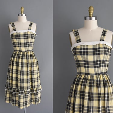 1950s vintage dress | Adorable Plaid Print Summer Cotton Sun Dress | Small | 50s dress 