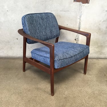 Mid Century Modern Danish Side Chair By Dux