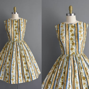 1950s vintage dress | Brown & Blue Floral print Sleeveless Full Skirt Cotton Dress | Small | 50s dress 