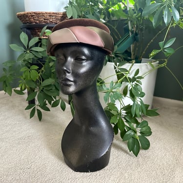 Claudia Rapisarda Vintage Brown Wool Hat B Michael Vintage Wool Felt Hat, Ivory White Swirl, 1970s  main image 4